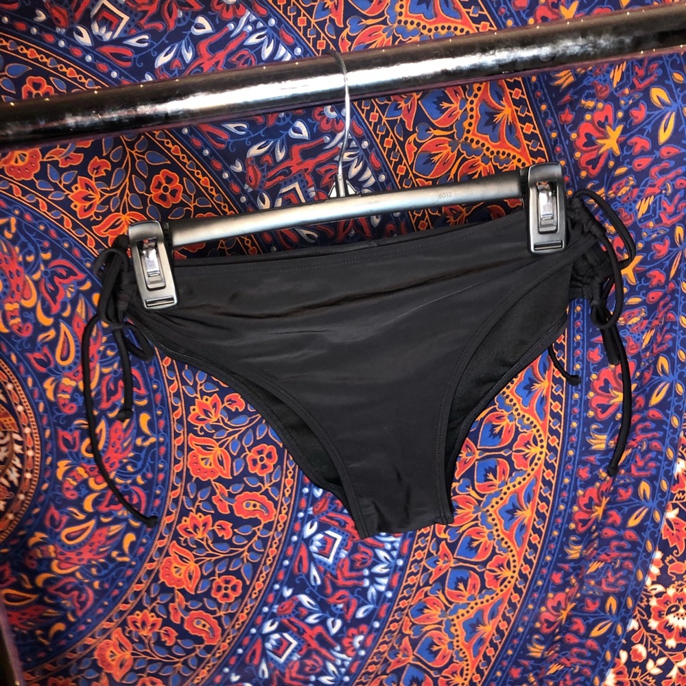 NWOT Bikini Bottoms